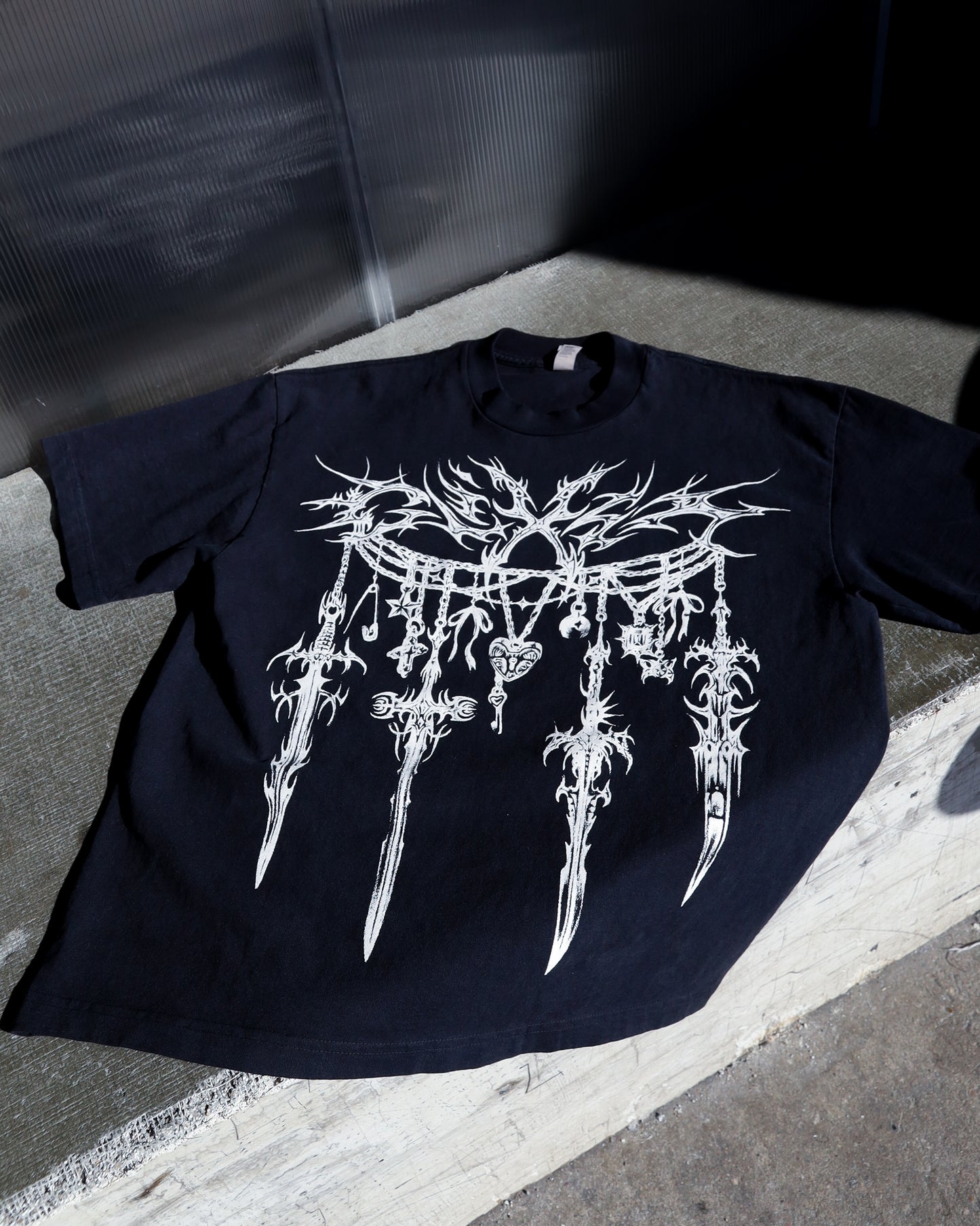 Glixen Four Swords Heavyweight Tee